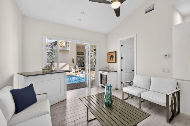 1109 Grand Cay Drive, Palm Beach Gardens, FL 33418