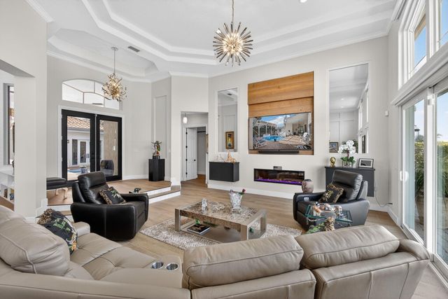 1109 Grand Cay Drive, Palm Beach Gardens, FL 33418