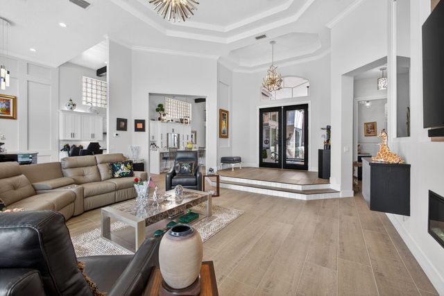 1109 Grand Cay Drive, Palm Beach Gardens, FL 33418