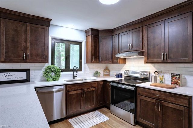 125 Jerdone RD, Williamsburg, VA 23185