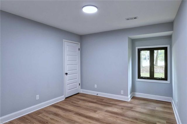 125 Jerdone RD, Williamsburg, VA 23185