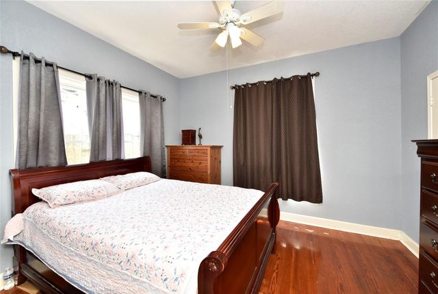 4104 Walker Street, Houston, TX 77023