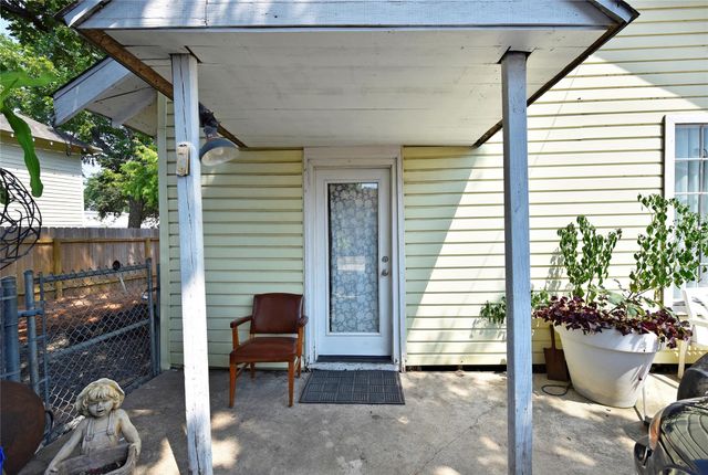 4104 Walker Street, Houston, TX 77023