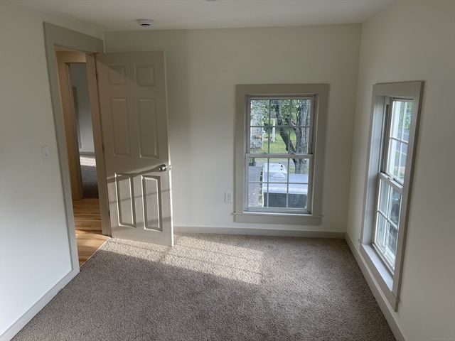 56 North Maple St, Enfield, CT 06082