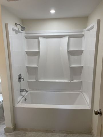 56 North Maple St, Enfield, CT 06082