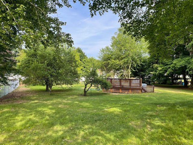 56 North Maple St, Enfield, CT 06082