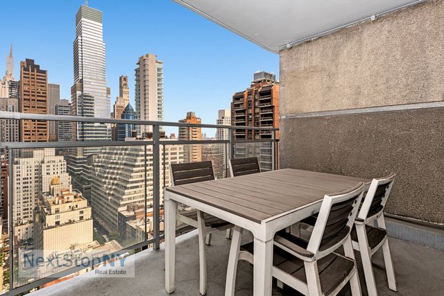 303 E 57th St Apt 24E, New York City, NY 10022