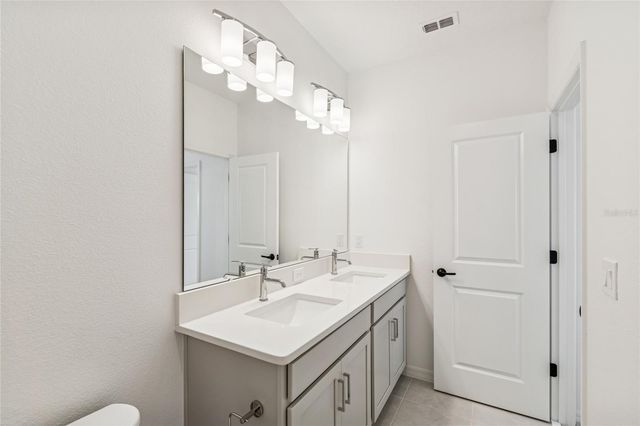 2956 EMBARK TRAIL, St Cloud, FL 34771