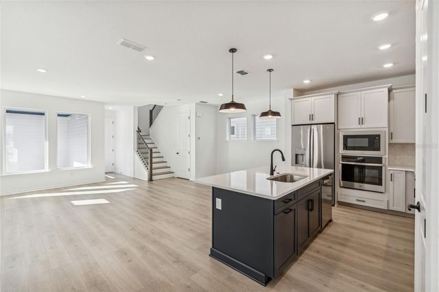 2956 EMBARK TRAIL, St Cloud, FL 34771