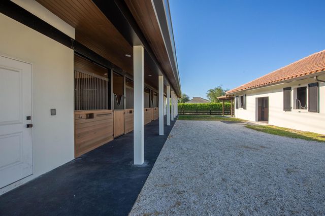 2184 Appaloosa Trail, Wellington, FL 33414