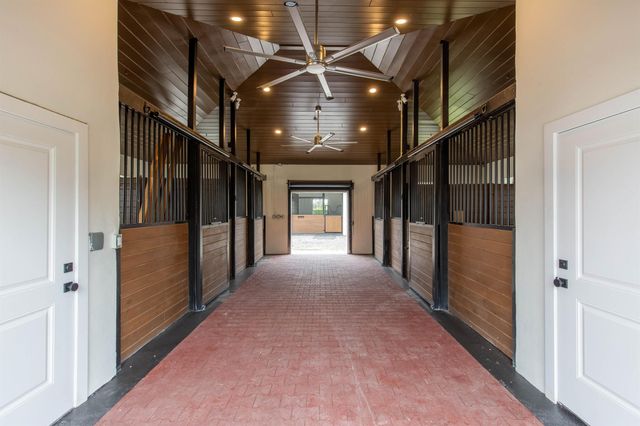 2184 Appaloosa Trail, Wellington, FL 33414