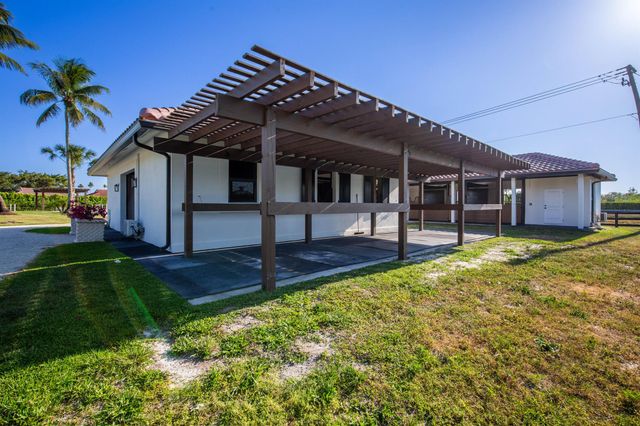 2184 Appaloosa Trail, Wellington, FL 33414