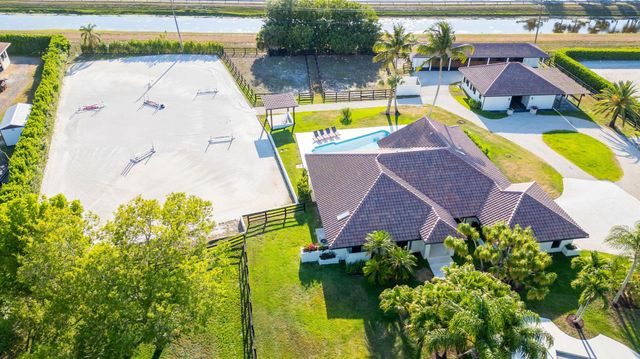 2184 Appaloosa Trail, Wellington, FL 33414