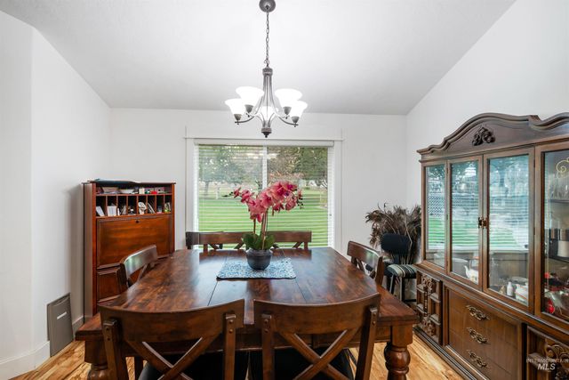 23824 Breyer Rd, Caldwell, ID 83607