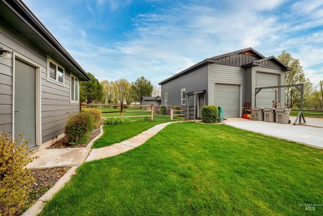 23824 Breyer Rd, Caldwell, ID 83607