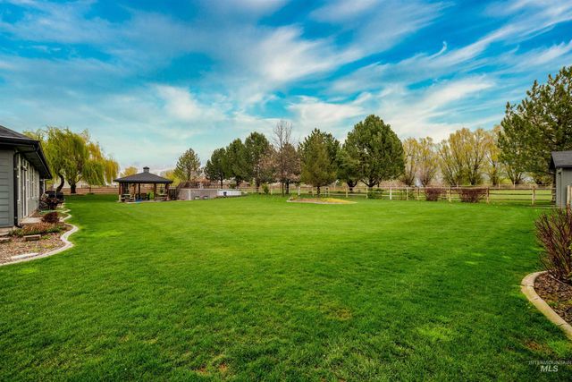 23824 Breyer Rd, Caldwell, ID 83607