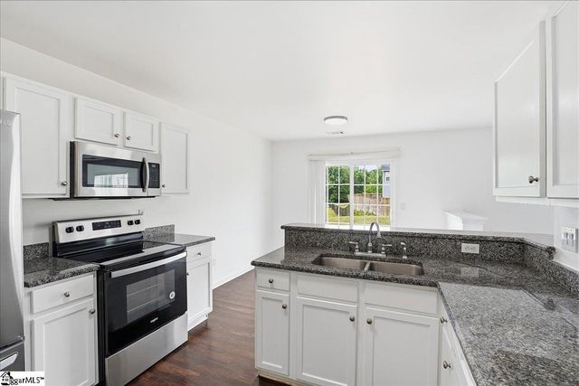 106 Reedy Falls Drive, Greenville, SC 29605