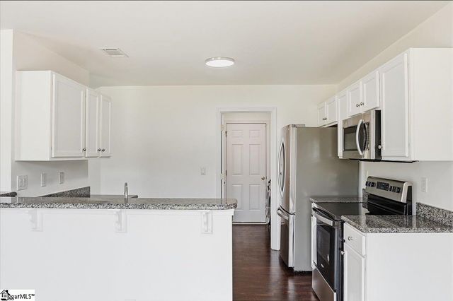 106 Reedy Falls Drive, Greenville, SC 29605
