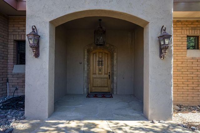 8 Avenida Gutierrez, Tubac, AZ 85640