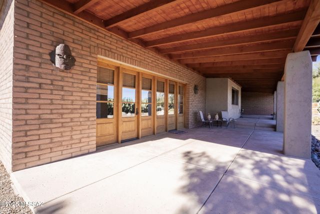 8 Avenida Gutierrez, Tubac, AZ 85640