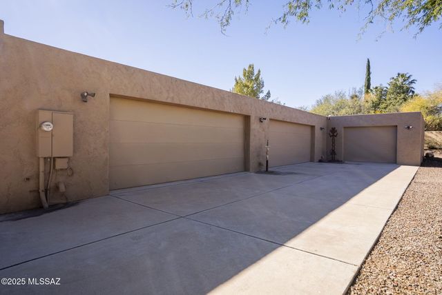 8 Avenida Gutierrez, Tubac, AZ 85640