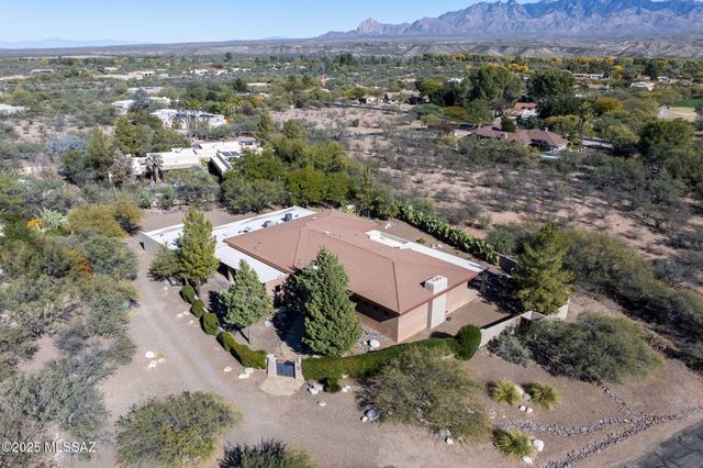 8 Avenida Gutierrez, Tubac, AZ 85640
