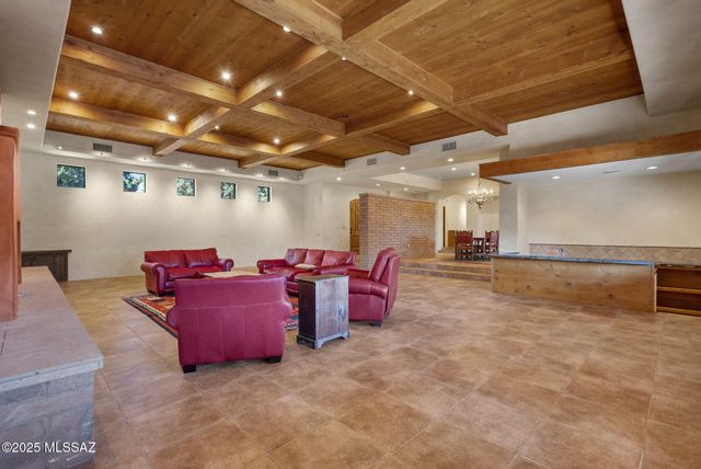 8 Avenida Gutierrez, Tubac, AZ 85640