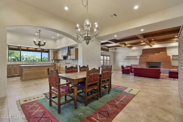 8 Avenida Gutierrez, Tubac, AZ 85640