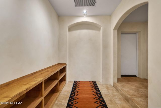 8 Avenida Gutierrez, Tubac, AZ 85640