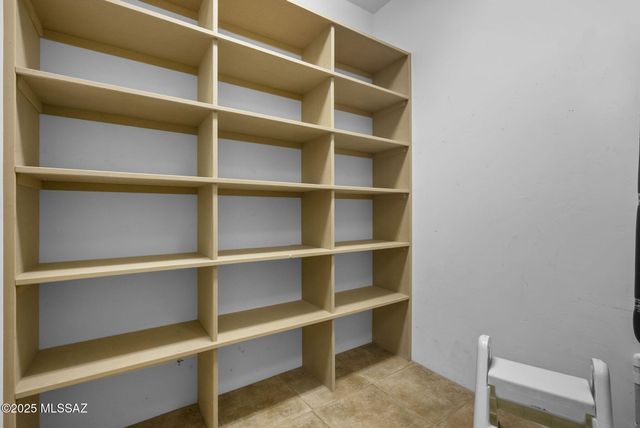 8 Avenida Gutierrez, Tubac, AZ 85640