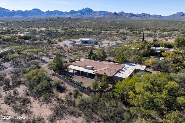 8 Avenida Gutierrez, Tubac, AZ 85640