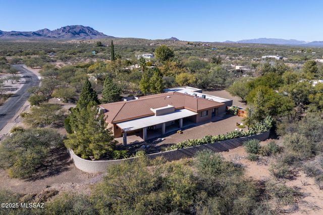 8 Avenida Gutierrez, Tubac, AZ 85640