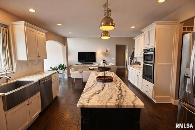 11117 N Country Ridge Lane, Dunlap, IL 61525