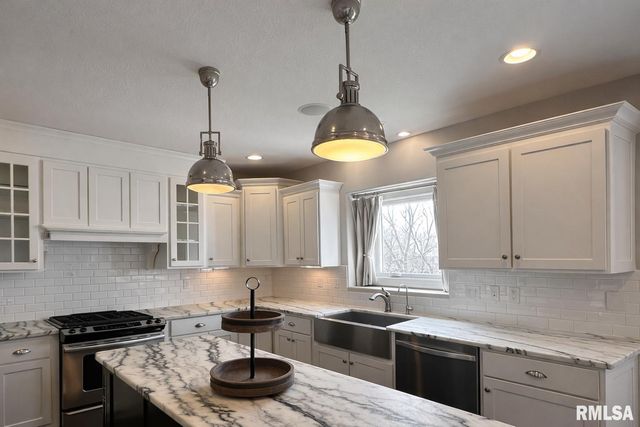 11117 N Country Ridge Lane, Dunlap, IL 61525