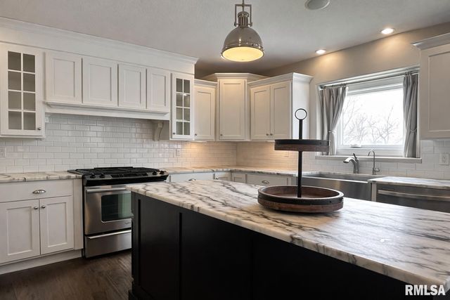 11117 N Country Ridge Lane, Dunlap, IL 61525