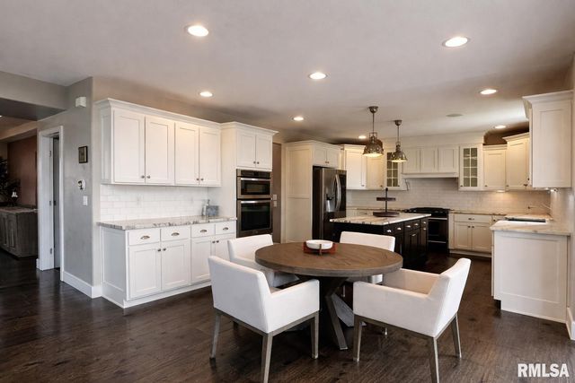 11117 N Country Ridge Lane, Dunlap, IL 61525