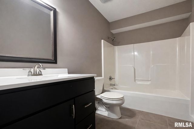 11117 N Country Ridge Lane, Dunlap, IL 61525