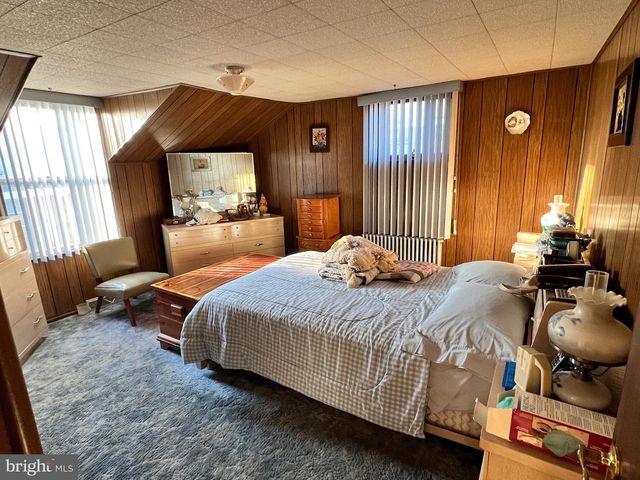 58 W CHARLOTTE ST, Millersville, PA 17551