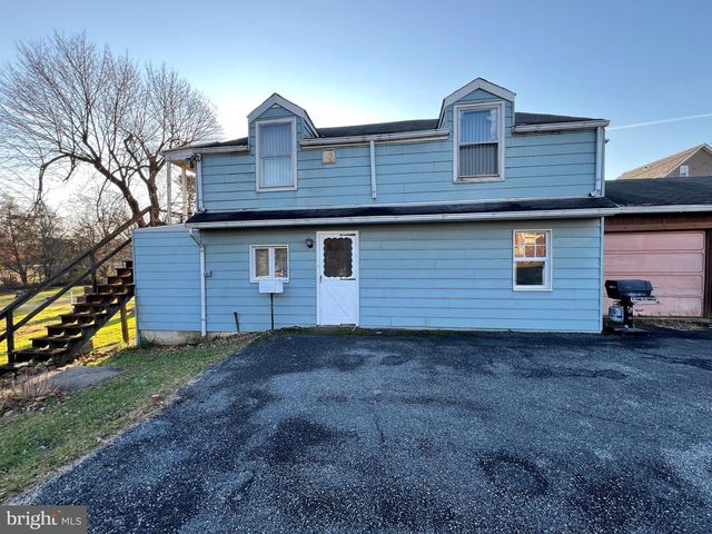 58 W CHARLOTTE ST, Millersville, PA 17551