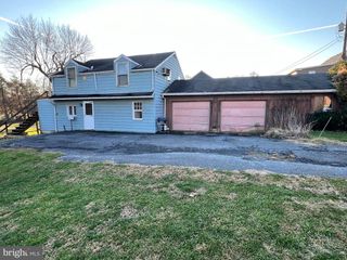 58 W CHARLOTTE ST, Millersville, PA 17551