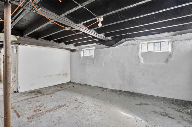 722 S Van Buren Street, Bay City, MI 48708