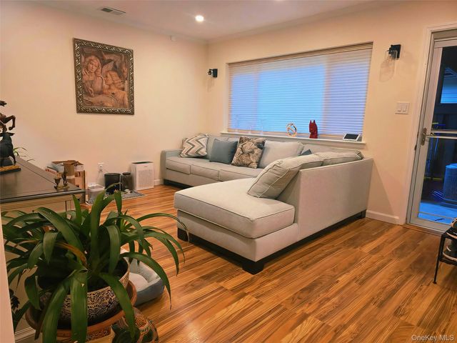 141 Feller Drive 141, Central Islip, NY 11722