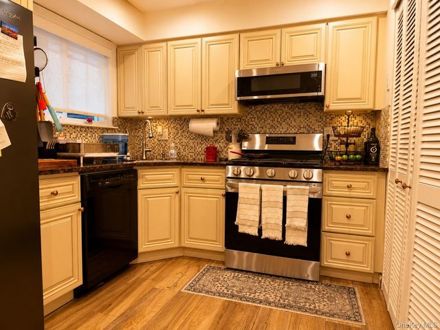 141 Feller Drive 141, Central Islip, NY 11722