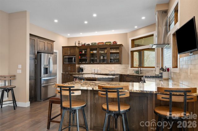 164 Flowing Hills Drive, Clyde, NC 28721