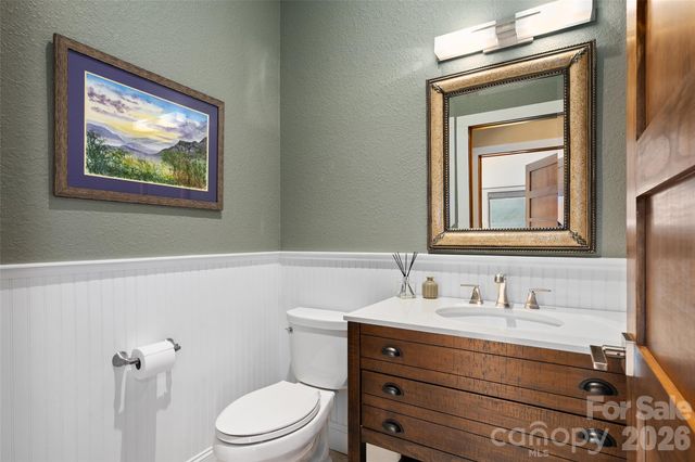 164 Flowing Hills Drive, Clyde, NC 28721