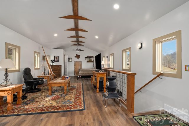 164 Flowing Hills Drive, Clyde, NC 28721