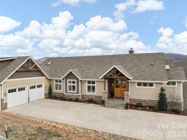 164 Flowing Hills Drive, Clyde, NC 28721