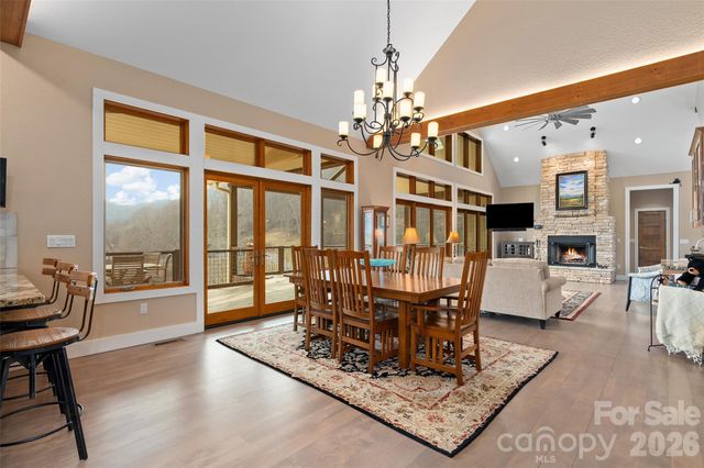 164 Flowing Hills Drive, Clyde, NC 28721