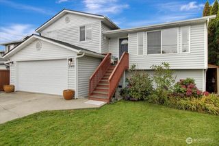 27410 100th Avenue NW, Stanwood, WA 98292