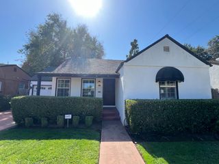 2012 W Acacia St, Stockton, CA 95203